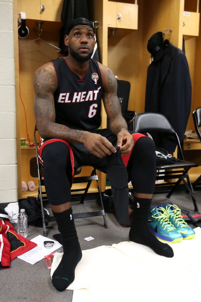 本作围绕 本作围绕